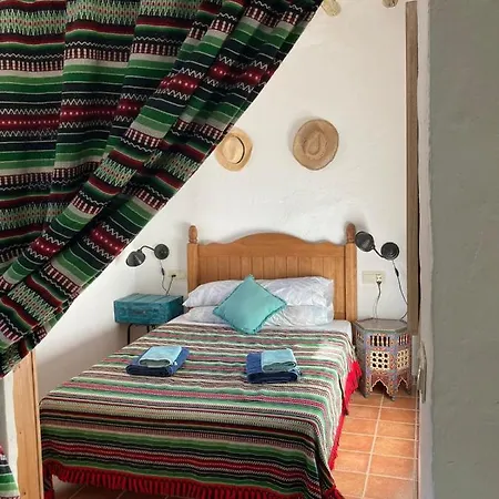Casa Amigos - La Almendra
